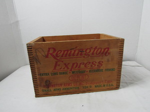 lot 187 image: Vintage Remington Ammo Box