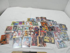 lot 131 image: Sports Cards