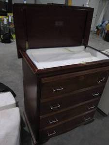 lot 119 image: Vintage 1987 Fisher Price Tradition...