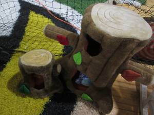 lot 135 image: Fuzzy tree stump cat tree duo with ...