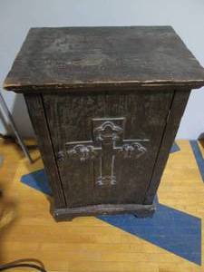 lot 145 image: Vintage Wood Entry table style cabi...