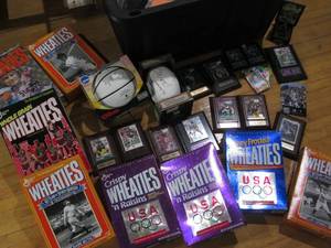 lot 172 image: Collection of Baseball, Basketball ...