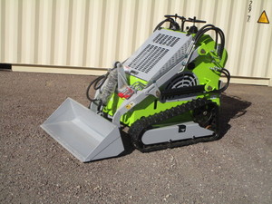 lot 16 image: LandHero LDH-T460 Ride on Mini Skid Steer