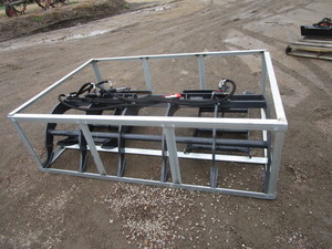 lot 75 image: Wolverine 7 Skid Steer Brush Grabber Claw