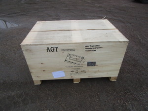lot 3 image: AGT 43 Mini Skid Steer 4 in 1 Bucket