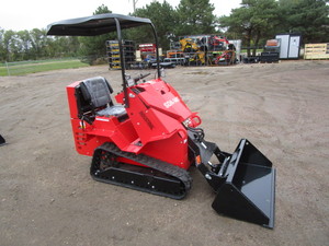 lot 2 image: AGT SDA-140T Mini Skid Steer