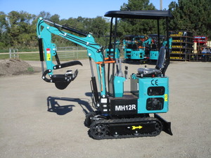 lot 150-A image: CFG Industrial MH12R 1-ton Excavator (pictures & description coming)