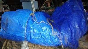lot 370 image: Large Tarp
