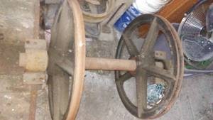 lot 373 image: Axel and Wheels (turns)