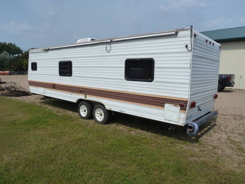 lot 1 image: 1997 Gulf Stream Cavalier Emergency RV