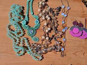 lot 37 image: Vibrant Necklace Collection with Rose & Leaves Leather Earrings