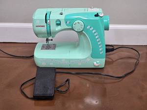lot 204 image: Janome Hello Kitty Sewing Machine - Model 11706