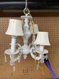 lot 92 image: White Wash Cottage Chic Hanging 4 Light Chandelier