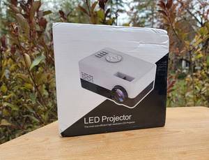 lot 152 image: Vital Projector LED Projector, B  NIB