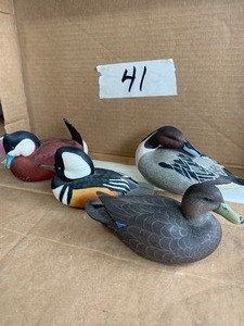 lot 41 image: Duck collection