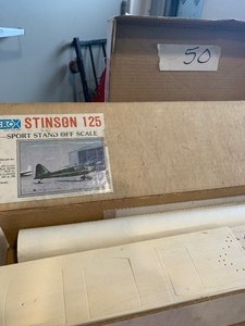 lot 50 image: Misc plane kits, Schwans model bank, more