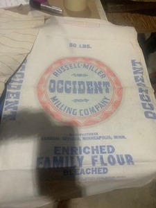 lot 69 image: Balsa wood strips, home spa, more