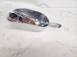 lot 31 image: UtilityFeed Scoop - appx 10 long