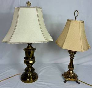 lot 132 image: Brass Lamp Bundle - Vintage Stiffel and Clawfoot Table Lamp