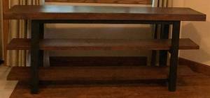 lot 38 image: Williams Sonoma Griffin Media ConsoleSofa Table