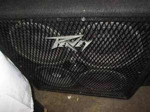 lot 95 image: Peavey 410TX 700w Profesional bass ...