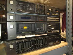 lot 155 image: Technics SU-Z600 integrated Amplifi...