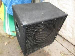 lot 157 image: Peavey 115BX BW professional grade ...