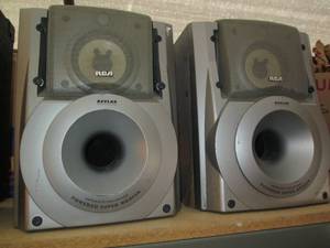 lot 167 image: RCA Kevlar RA-2421 Subwoofer speake...