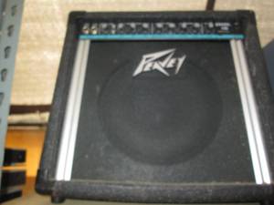 lot 168 image: Peavey Envoy 110 sound equipment co...