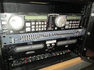 lot 187 image: American Audio MCD-510 professional...