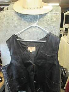 lot 232 image: Tonys fine leather goods Mens siz...