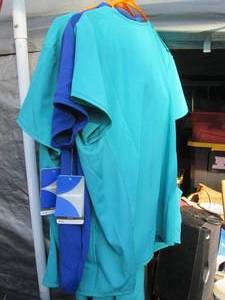 lot 196 image: Unisex XL Scrubstarr 3-full uniform...