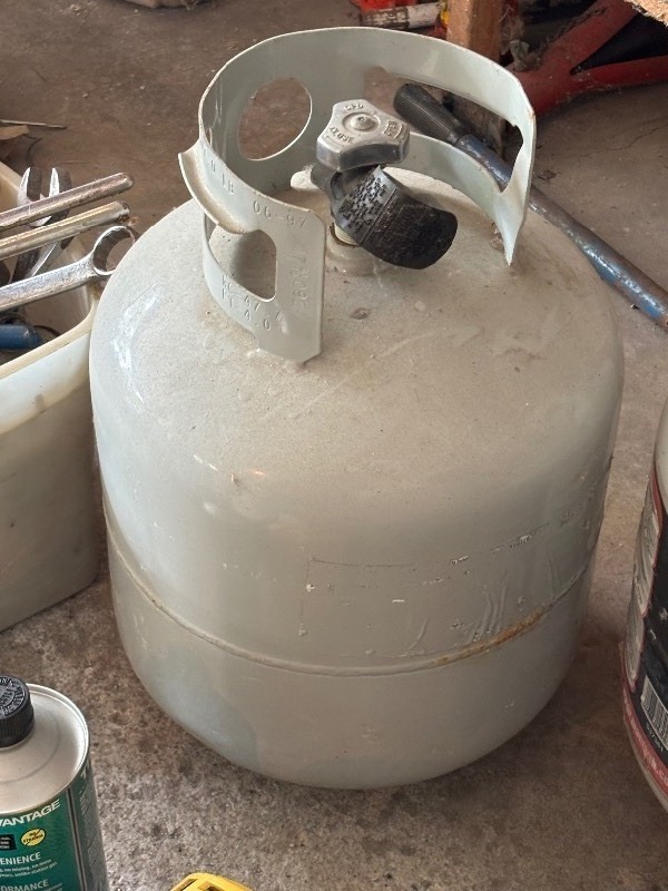lot 63 image: 20 Pound Propane Tank