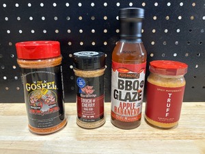 lot 4 image: BBQ Sauce and Rubs