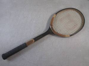 lot 70 image: (F-2) Vintage Wilson Advantage Wood...