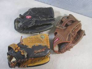 lot 72 image: (CSB) 3 Baseball Gloves - Rawlings ...
