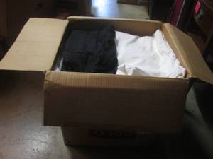 lot 113 image: (EW6) Big Box of Assorted Clothes I...