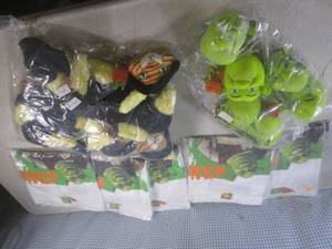 lot 162 image: (EW4) Assorted New Shrek 2 T-Shirts...