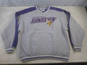 lot 170 image: (CS) Minnesota Vikings Pullover Lon...