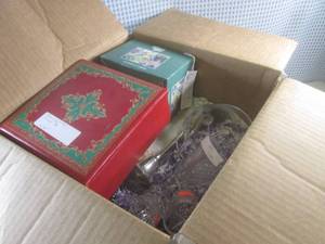 lot 195 image: (A-1) Box of Assorted Small Decor ...