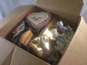 lot 196 image: (A-1) Box of Assorted Small Decor ...