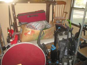 lot 211 image: (RMT) Everything On, Under and Arou...
