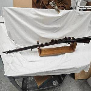 lot 6 image: Swiss Vetterli Rifle M1878, Clean Original (11mm)