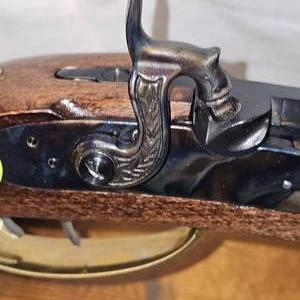 lot 50 image: Traditions Crockett Rifle, 32 Cal, Very Nice
