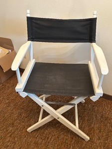 lot 27 image: Directors Chair