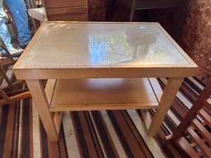 lot 45 image: Mid Century Blonde Wood End Table Two Tier