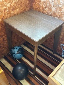 lot 47 image: Wooden End Table