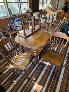 lot 63 image: Solid Wood Dining Table and Chairs with Leaves