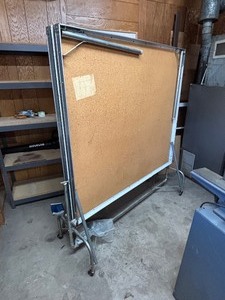 lot 94 image: Ping Pong Table