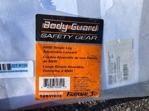 lot 129 image: Body Guard ANSI Single Leg Adjustable Lanyard. Max Free Fall 6. Weight 130-310lbs.